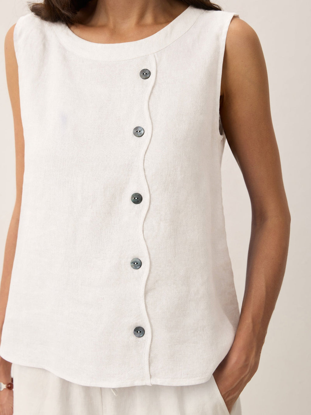 100% Linen Shell Button Detail Sleeveless Top GALATEA